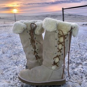 Sand Lace Up Ugg 8